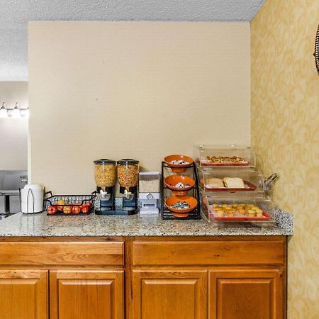 Econo Lodge Lynchburg Eksteriør bilde