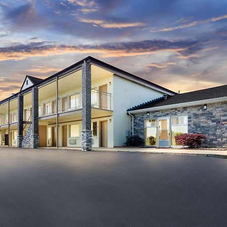 Econo Lodge Lynchburg Eksteriør bilde
