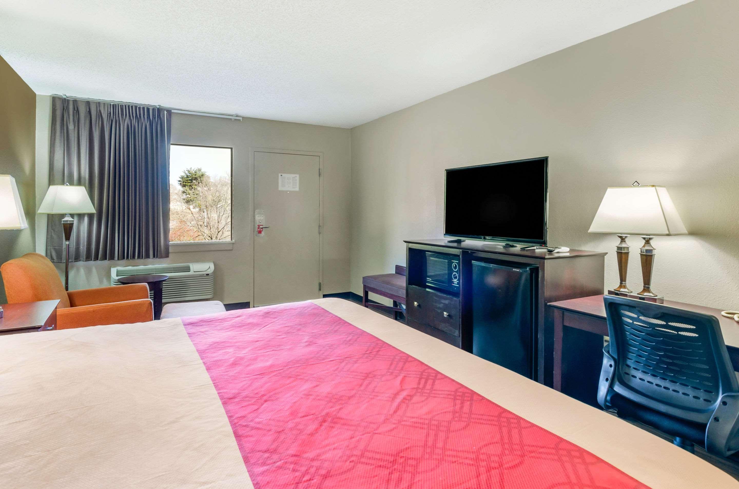 Econo Lodge Lynchburg Eksteriør bilde