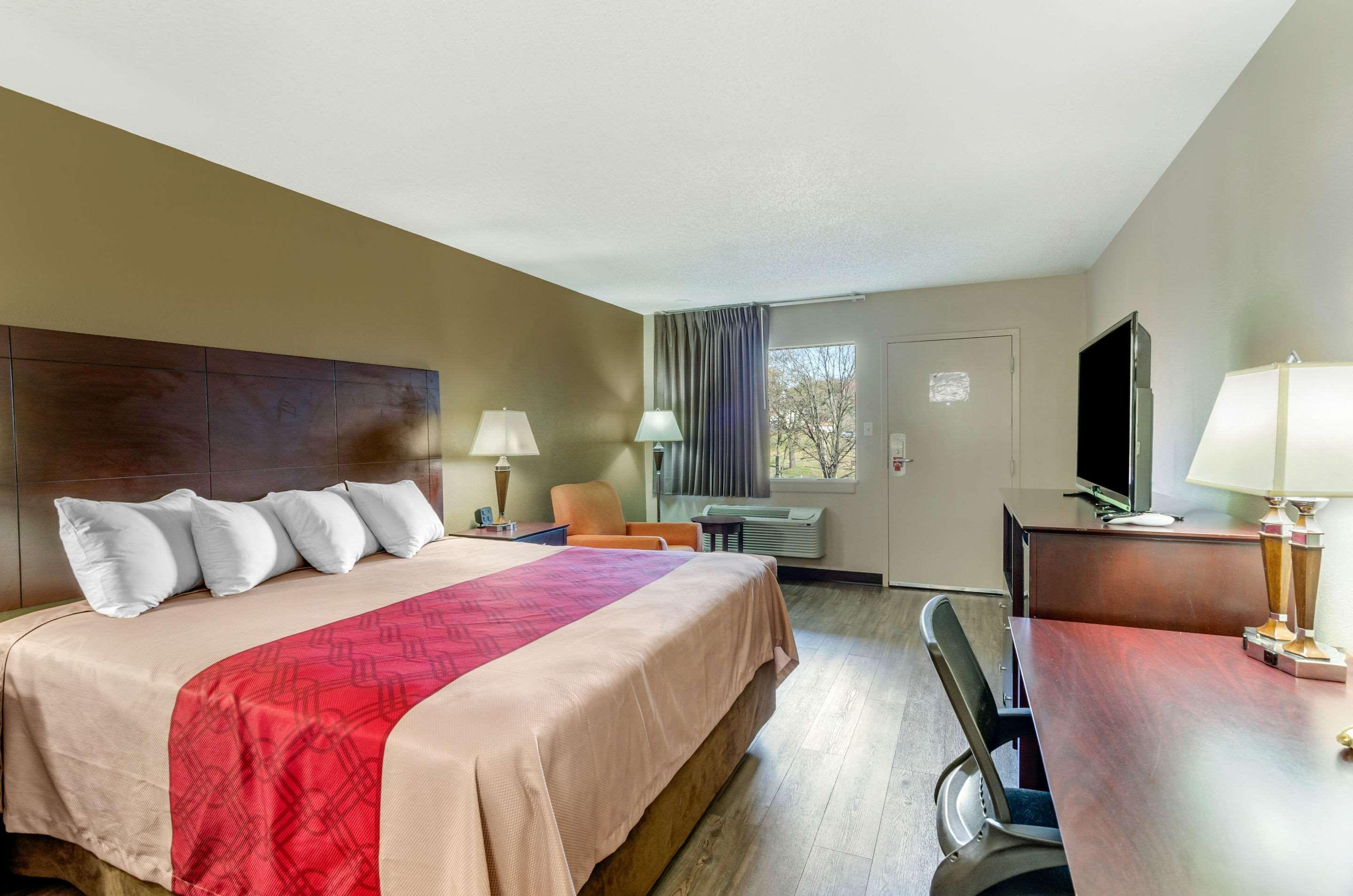Econo Lodge Lynchburg Eksteriør bilde