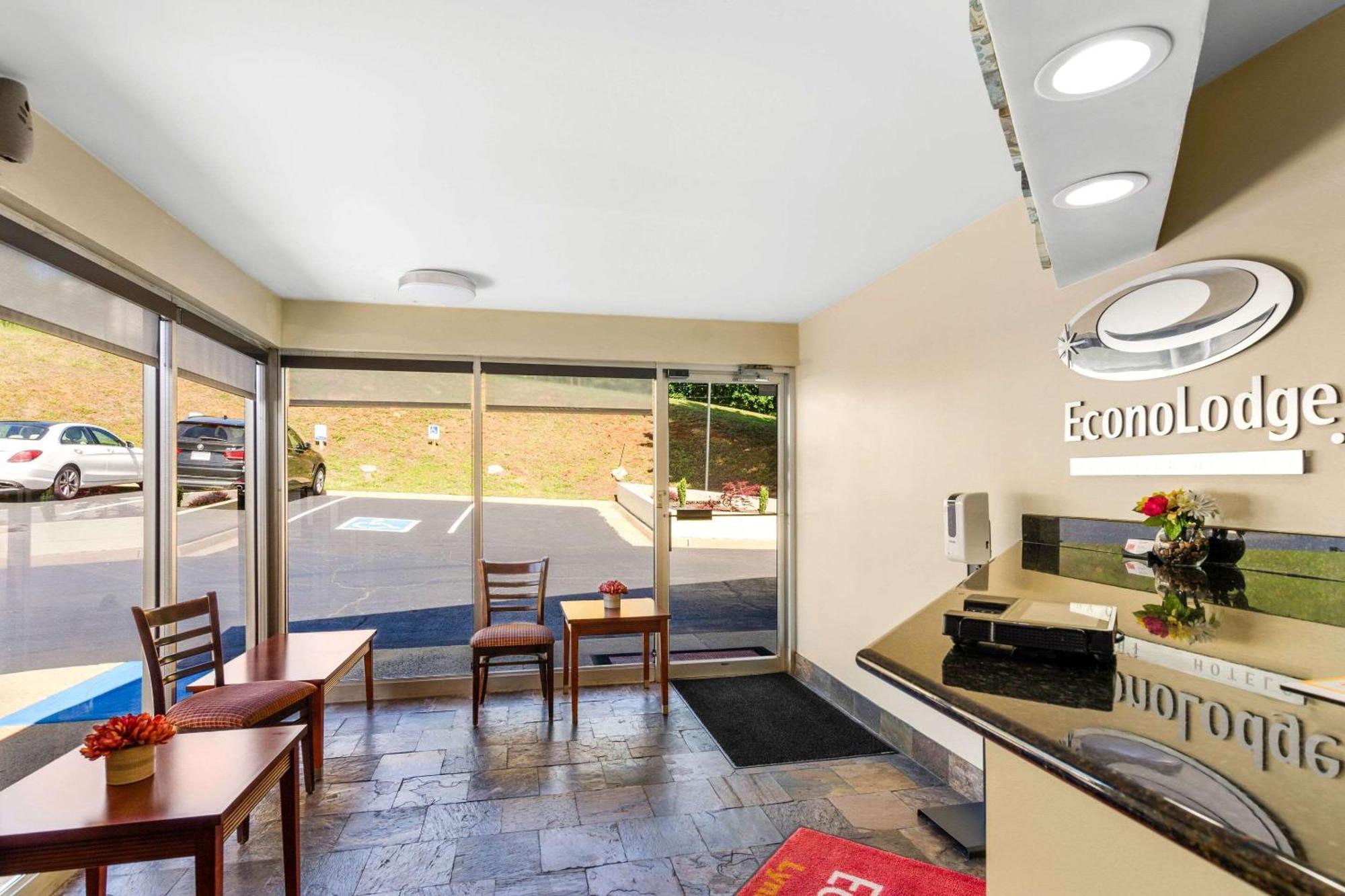 Econo Lodge Lynchburg Eksteriør bilde
